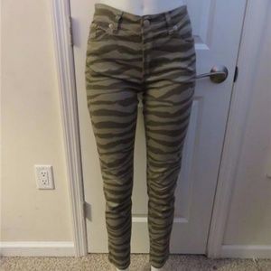 AWADA OLIVE GREEN,GRAY ZEBRA  SKINNY JEANS  29